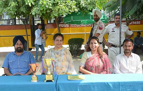 Navjot Kaur Sidhu with Great Sports Cultural Club